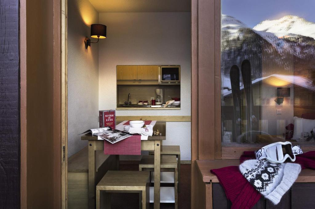 Les Jardins De La Balme Aparthotel Val-d'Isère Room photo